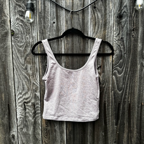 Vuori Tops - Vuori Women’s Halo Dreamknit Tank Top Heathered Purple Scoop Neck Size Medium